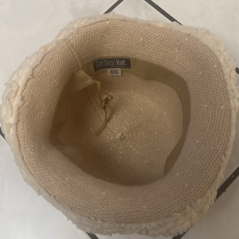 Bucket hat - Picture 4 of 4